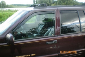 jeep cherokee zijwindschermen fenders visors heko