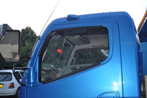 Mitsubishi Canter raamspoilers window visors heko