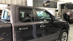 dodge ram Quad zijwindschermen team heko