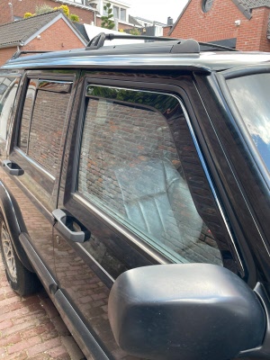 Jeep Cherokee XJ zijwindschermen windvangers heko