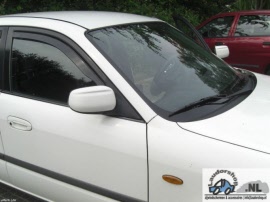 mazda 626 voorset - 23116